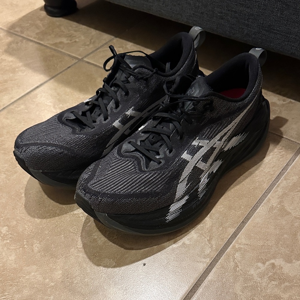 ASICS Black Athletic Running Shoes with Gray Logo